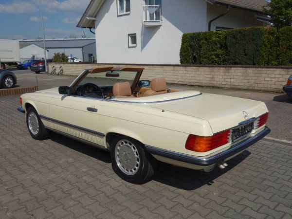 Mercedes-Benz 560 SL 1986 14377