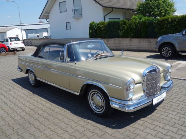 Mercedes-Benz 300 SE 1964 14400