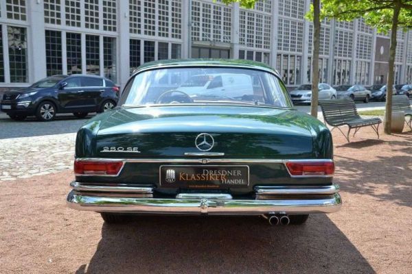 Mercedes-Benz 250 SE 1966 15014