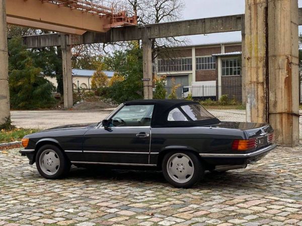 Mercedes-Benz 560 SL 1986 15098