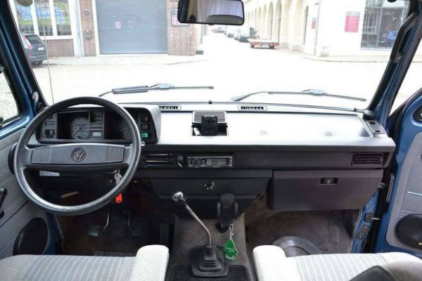 Volkswagen T3 Multivan 2.1 (G-Kat) 1988 15211