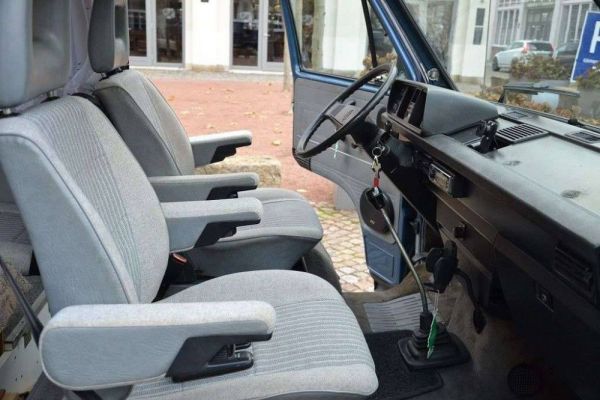 Volkswagen T3 Multivan 2.1 (G-Kat) 1988 15212