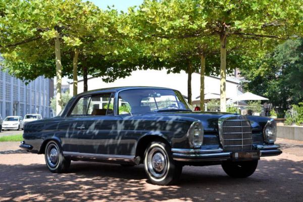 Mercedes-Benz 220 SE b 1964 57228