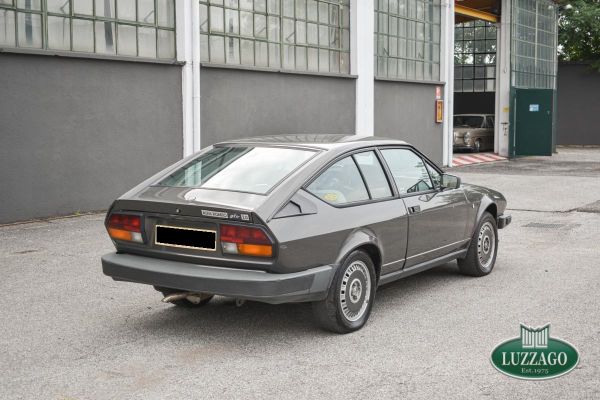 Alfa Romeo Alfetta GTV 2000 1981 105584