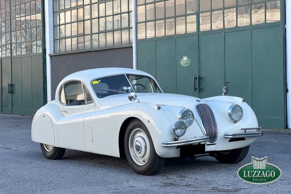 Jaguar XK 120 FHC 1953