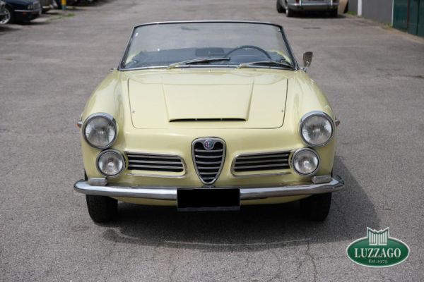 Alfa Romeo 2600 Spider Touring 1963 60387