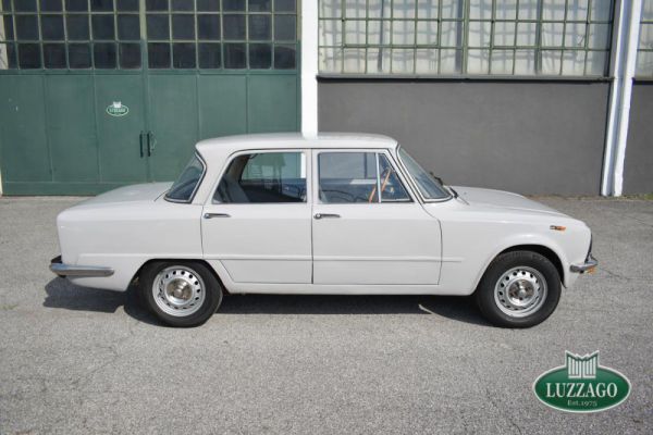 Alfa Romeo Giulia Nuova Super 1600 1974 60424