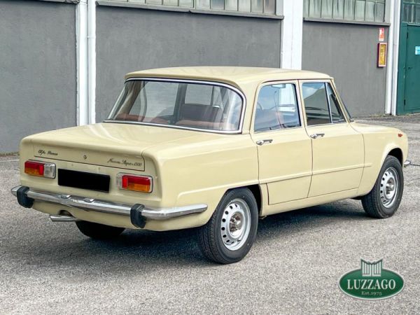 Alfa Romeo Giulia Nuova Super 1300 1975 60447