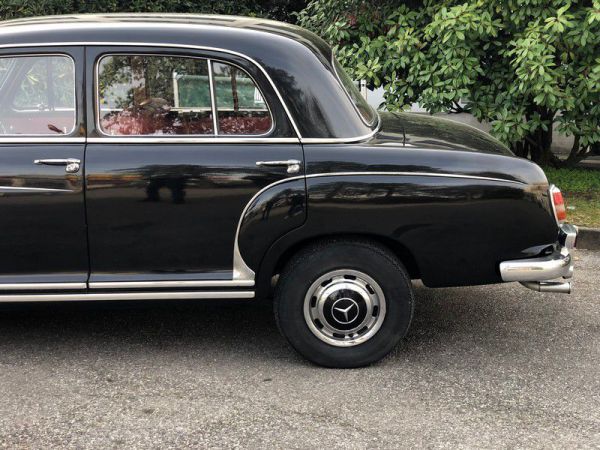 Mercedes-Benz 220 S 1958 68747