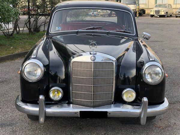 Mercedes-Benz 220 S 1958 68752