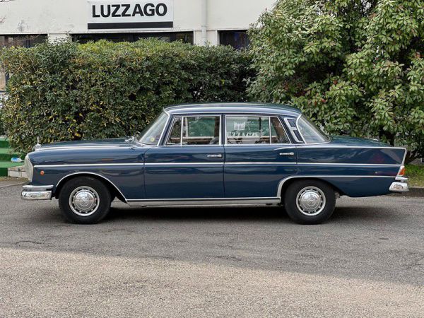 Mercedes-Benz 300 SE 1962 68753