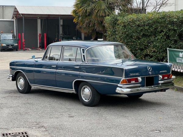 Mercedes-Benz 300 SE 1962 68754