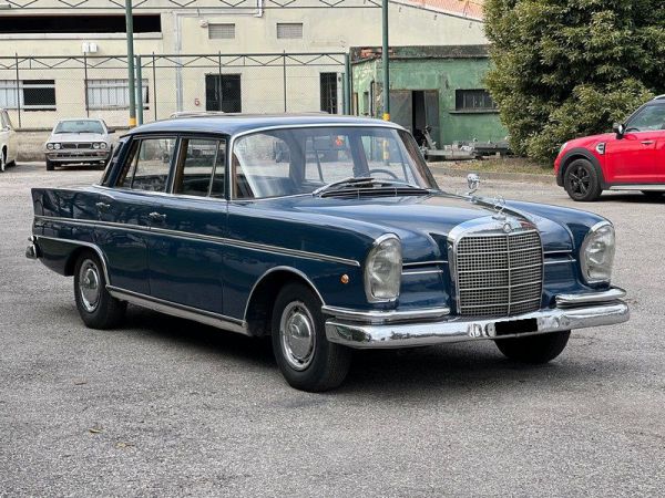 Mercedes-Benz 300 SE 1962 68757