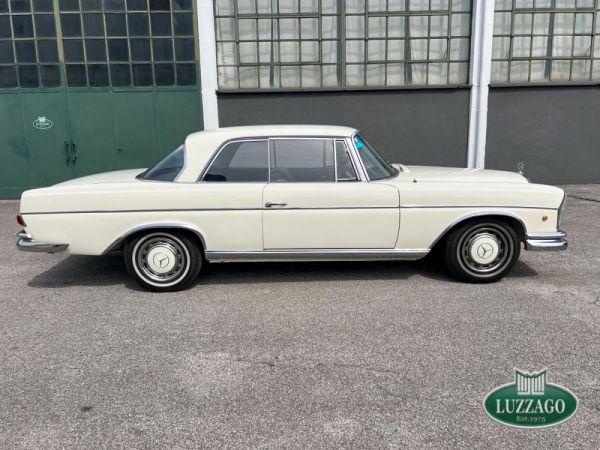 Mercedes-Benz 220 SE b 1966 68767