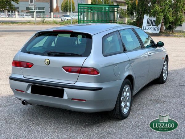 Alfa Romeo 156 2.5 V6 Sportwagon S1 1997 71163