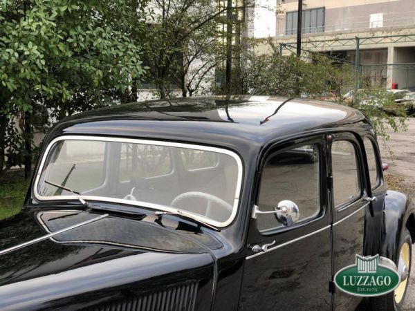 Citroën Traction Avant 11BL 1955 71250