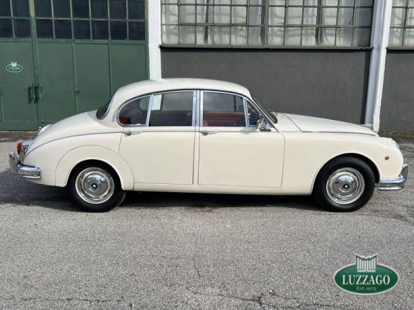 Jaguar MKII 2.4 1967 71510