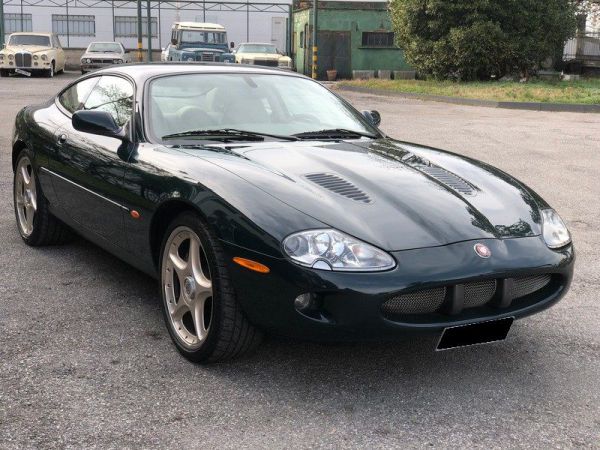 Jaguar XK8 R 4.0 Coup 2000 71570