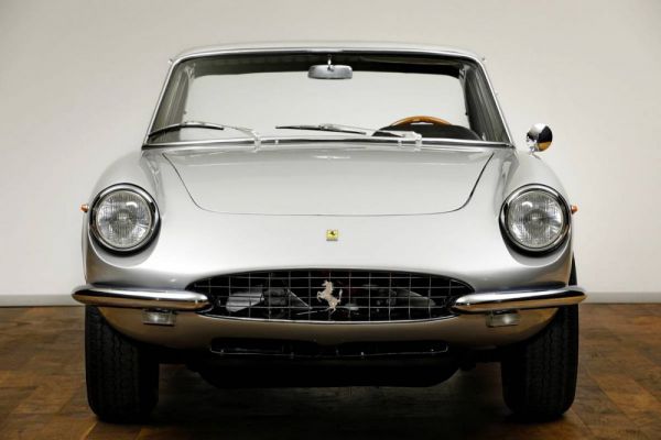 Ferrari 330 GTC 1968 65791