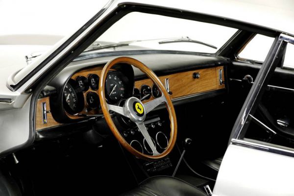 Ferrari 330 GTC 1968 65795