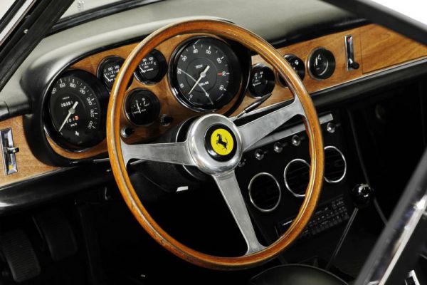 Ferrari 330 GTC 1968 65797