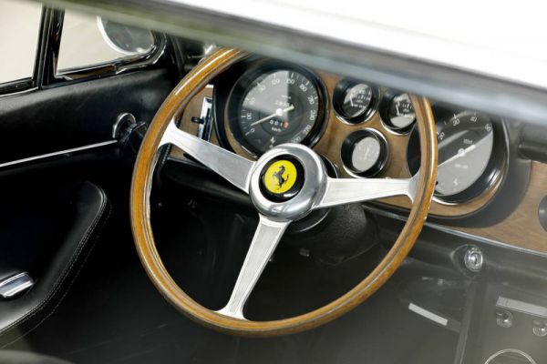 Ferrari 330 GTC 1968 65798