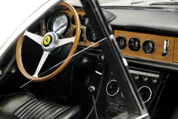 Ferrari 330 GTC 1968 65801