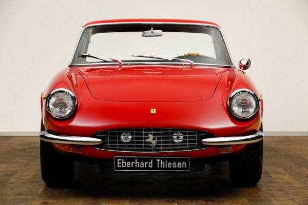 Ferrari 330 GTC 1967 90760