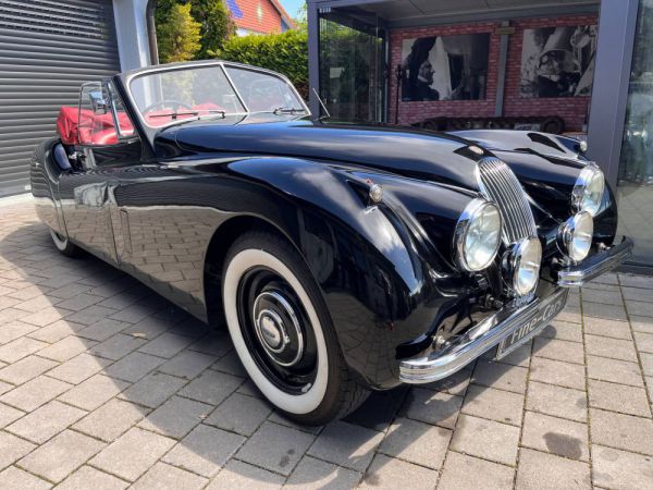 Jaguar XK 120 DHC 1954 77699