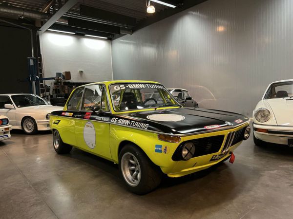 BMW 2002 1971 24744