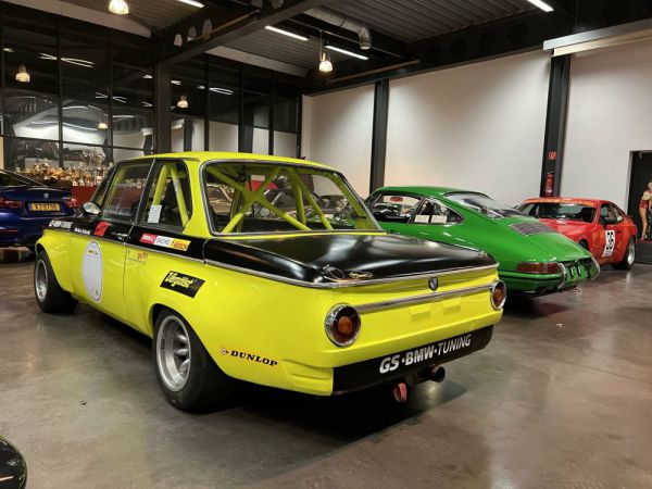 BMW 2002 1971 24745