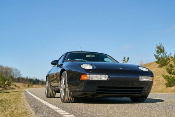 Porsche 928 GTS 1992 24811