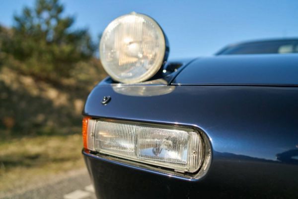 Porsche 928 GTS 1992 24824