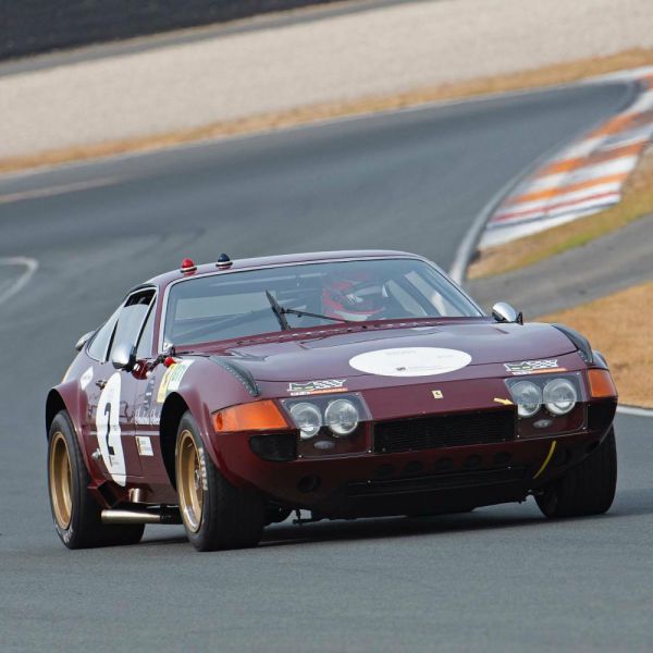 Ferrari 365 GT4 1973 74828