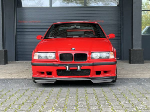 BMW 318is "Class II" 1994