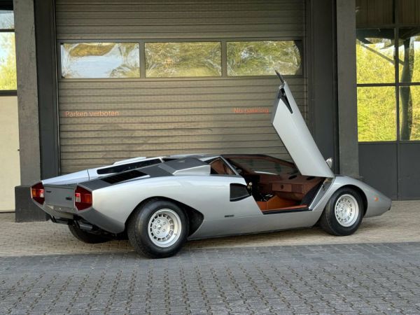 Lamborghini Countach LP 400 1975 102131