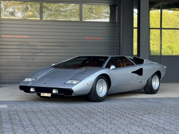 Lamborghini Countach LP 400 1975 102138