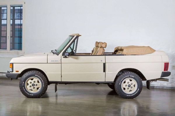 Land Rover Range Rover Classic Wood & Pickett 1976 25135