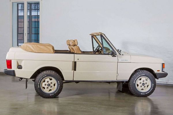 Land Rover Range Rover Classic Wood & Pickett 1976 25138