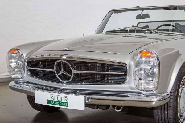 Mercedes-Benz 280 SL 1968 25196