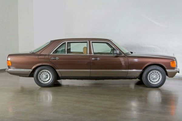 Mercedes-Benz 500 SEL 1982 25303