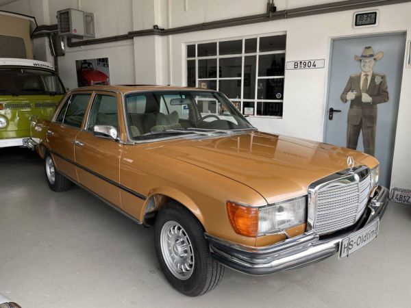 Mercedes-Benz 450 SEL 1975