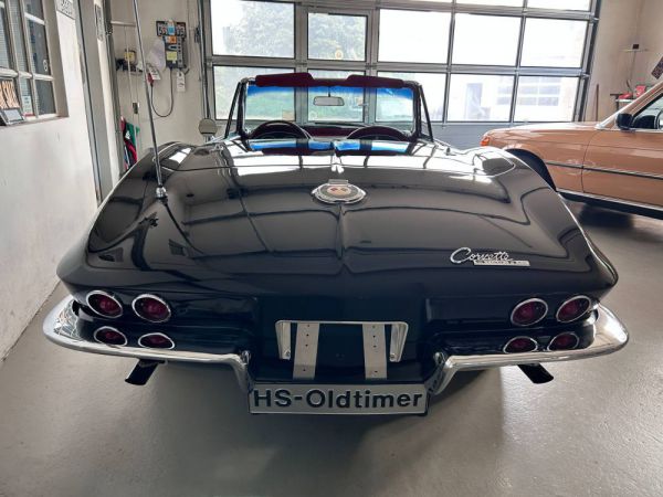 Chevrolet Corvette Sting Ray Convertible 1964