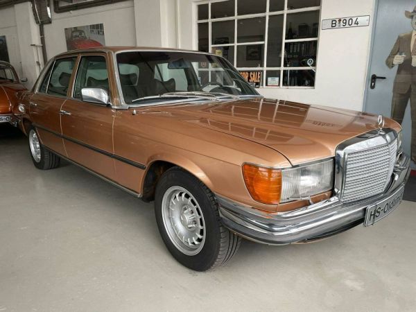 Mercedes-Benz 450 SEL 1974