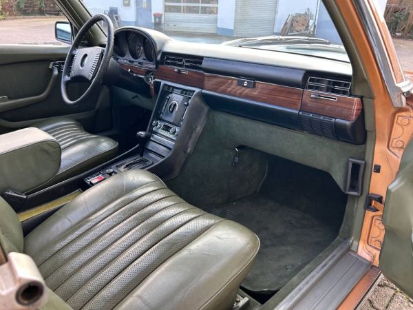 Mercedes-Benz 450 SEL 1974 109696