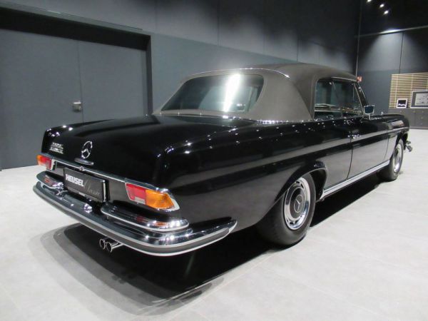 Mercedes-Benz 280 SE 1969 25768