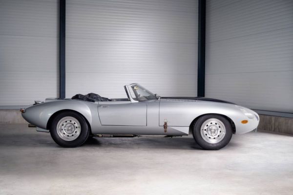 Jaguar E-Type 3.8 1963 30810