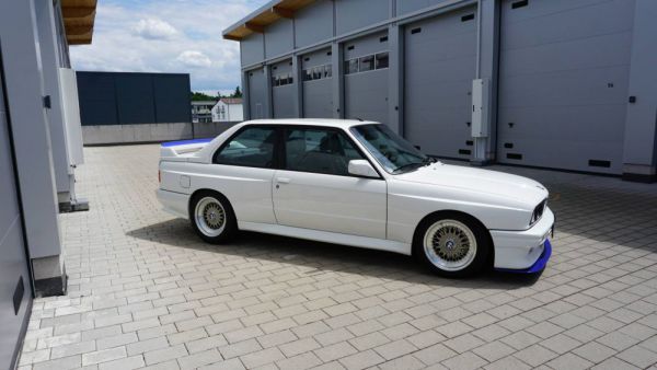 BMW M3 1988