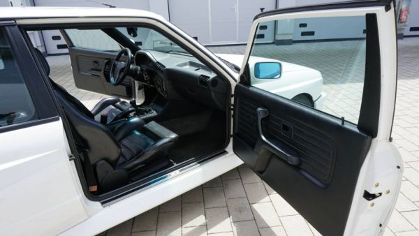 BMW M3 1988 30687