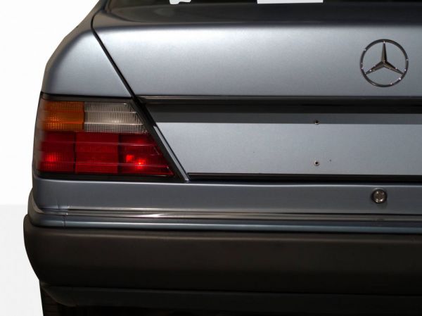 Mercedes-Benz 300 CE 1991 29660